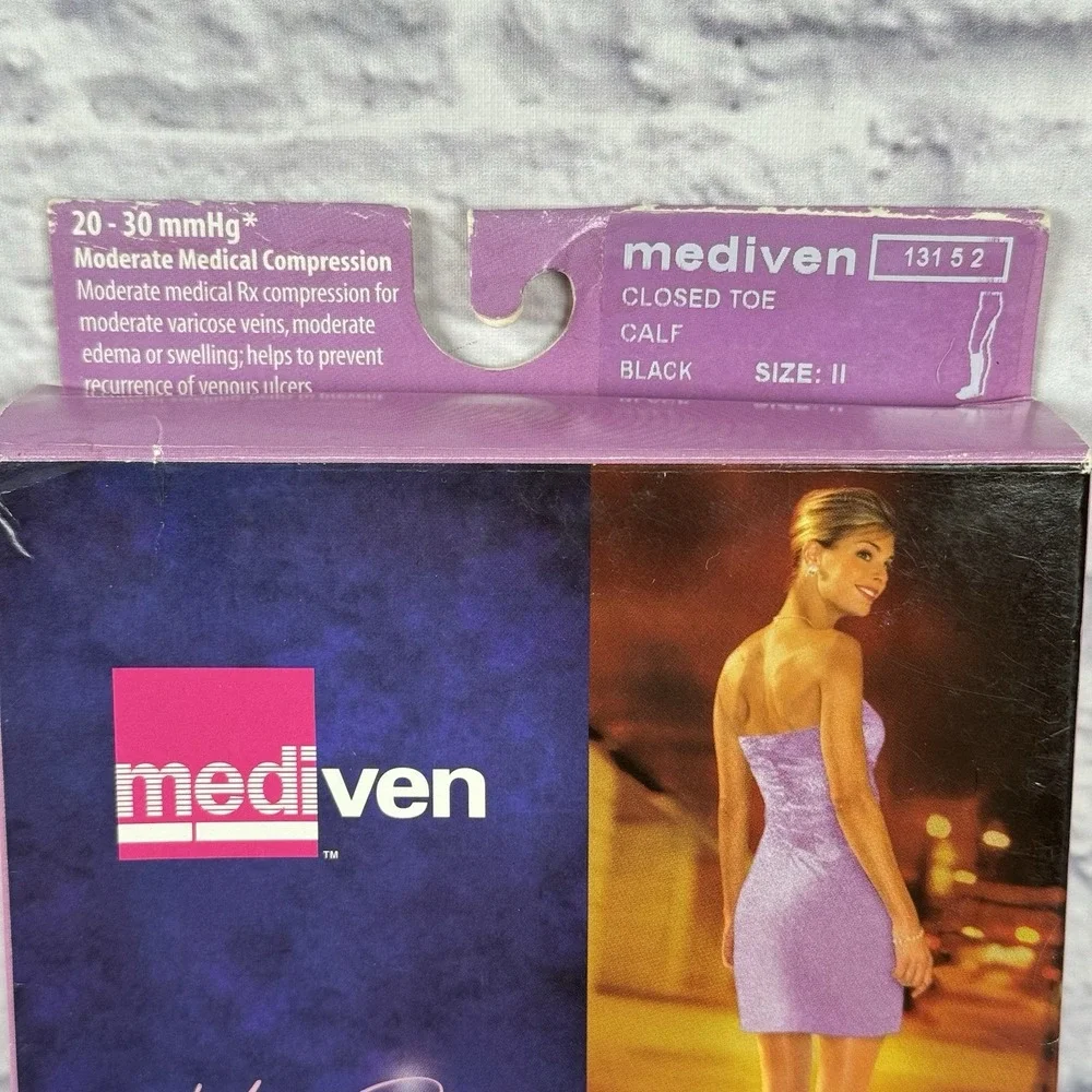 Mediven RADIANCE Medisilk Black Calf Closed Toe Compression  20-30 Size II Stock